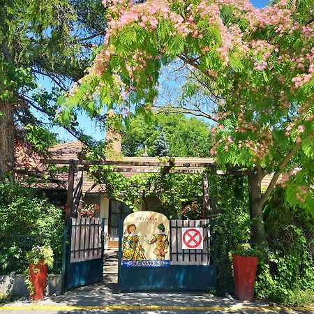 Apartament Arlekin Apartman Héviz Zewnętrze zdjęcie