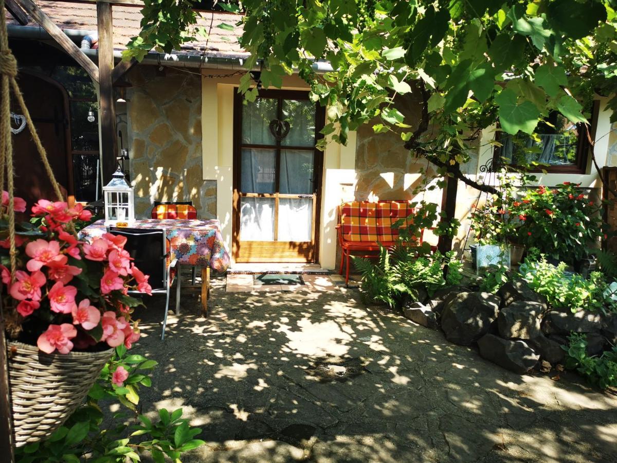 Apartament Arlekin Apartman Héviz Zewnętrze zdjęcie